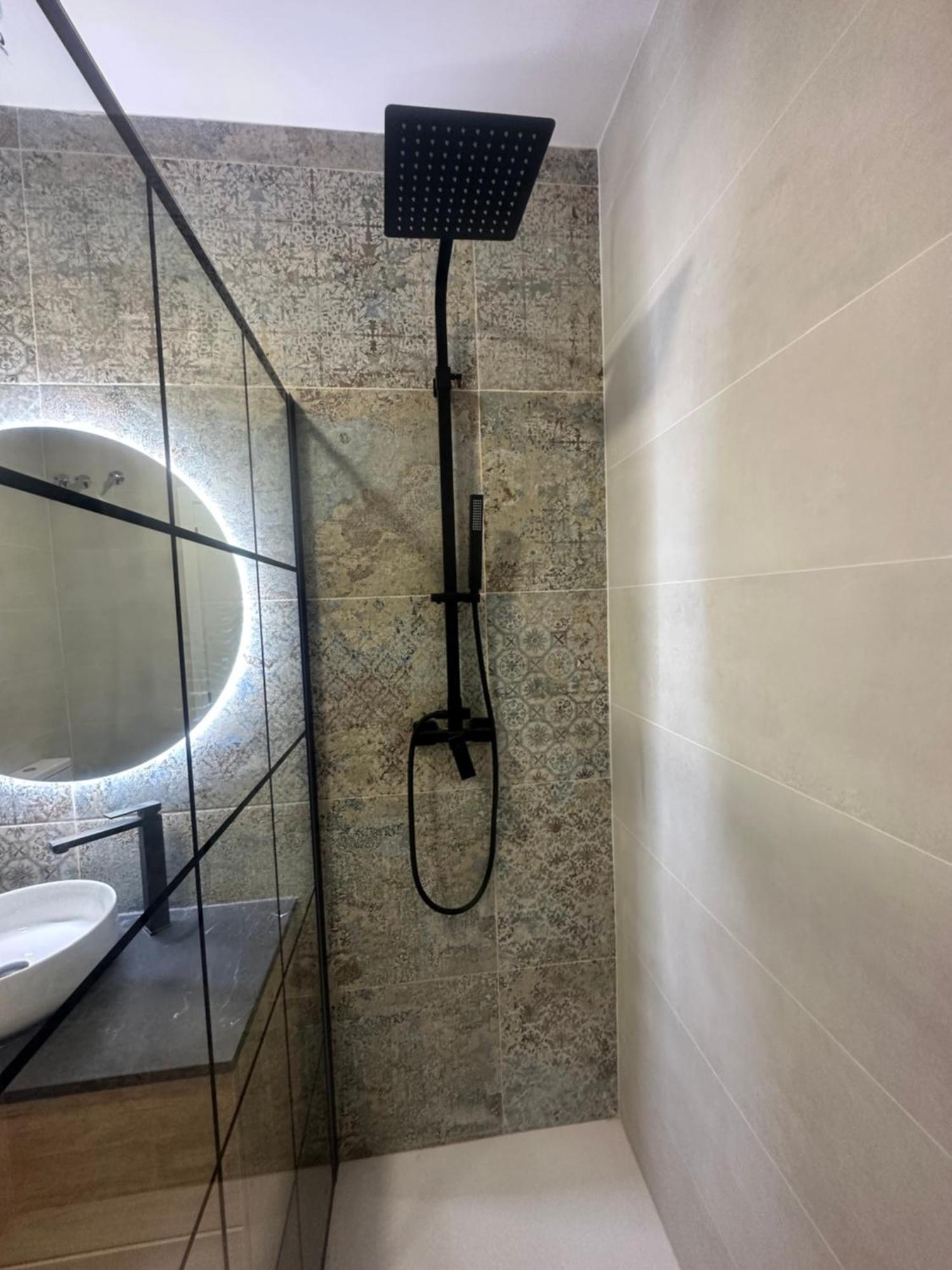Portobeach Valencia Suites Εξωτερικό φωτογραφία