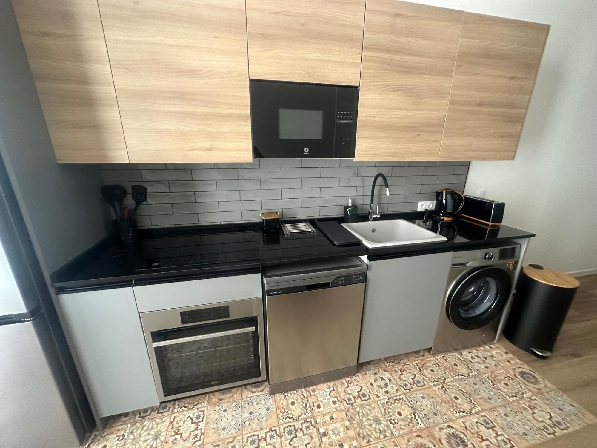 Portobeach Valencia Suites Εξωτερικό φωτογραφία